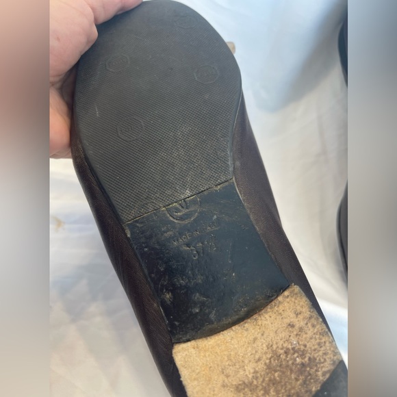 Chanel - Picture 2 of 2